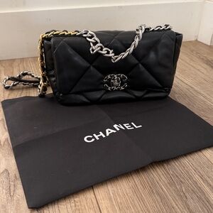 C hanel CC 19 look a like Classic White Quilted Shoulder Bag